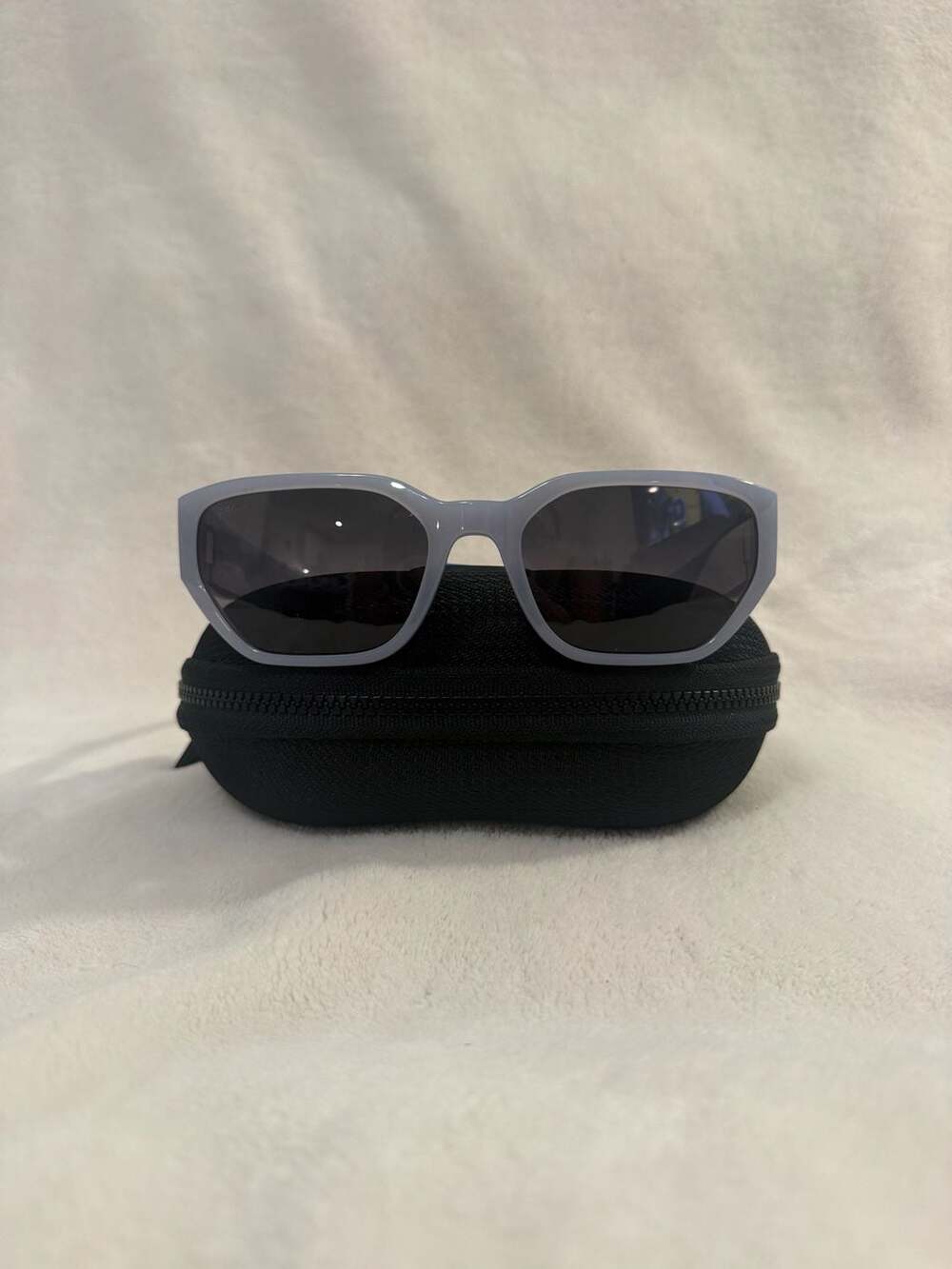 Costa Clemente Polarized Sunglasses Milky Violet